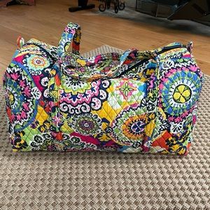 Vera Bradley Rio duffle bag